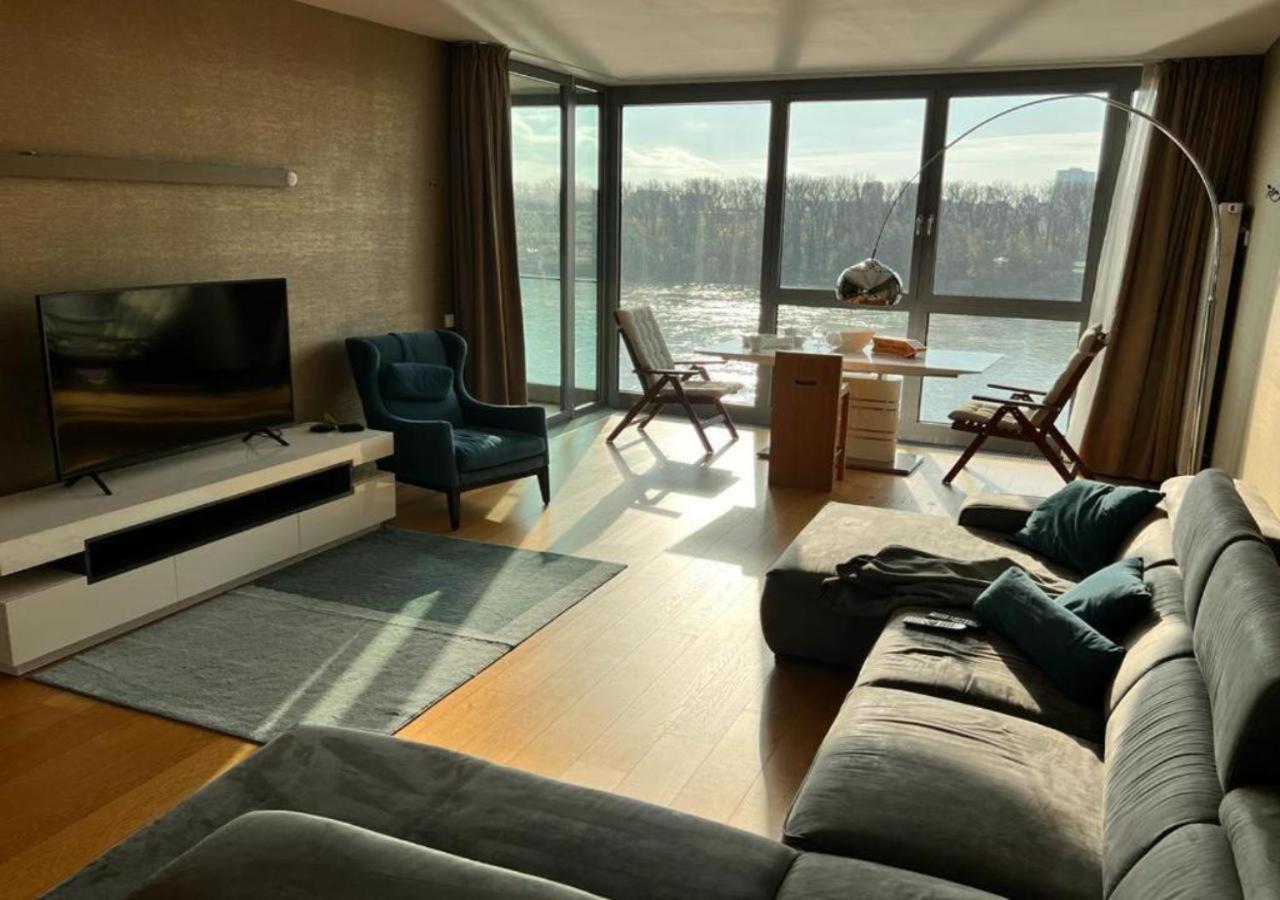 No1 Dream View Apartment Братислава Екстериор снимка