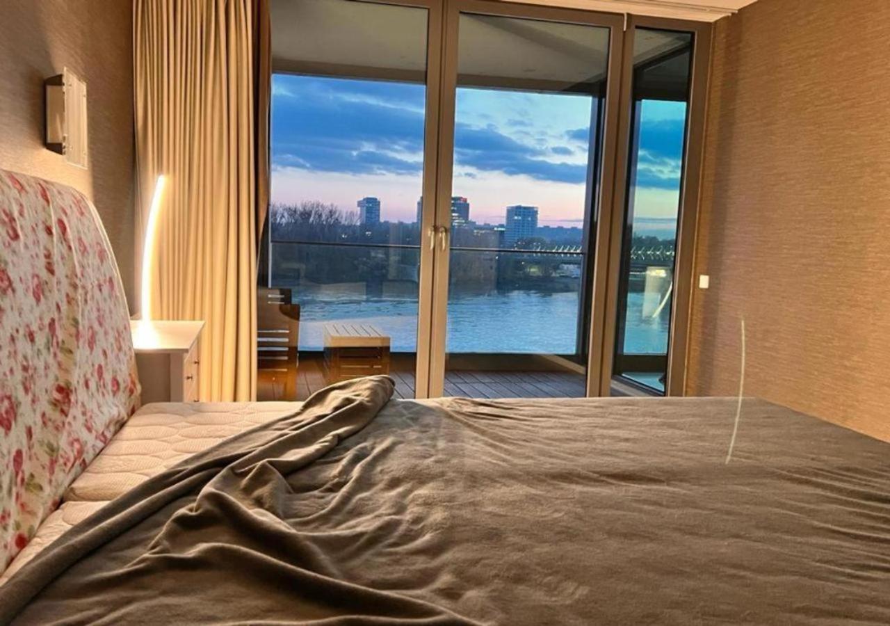 No1 Dream View Apartment Братислава Екстериор снимка