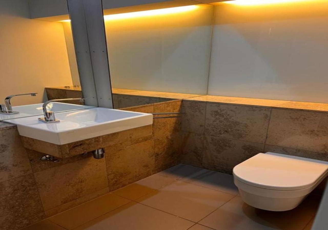 No1 Dream View Apartment Братислава Екстериор снимка
